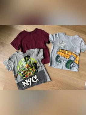 Set of 3 Boys Graphic Tees Toddler - toddler boy 2T